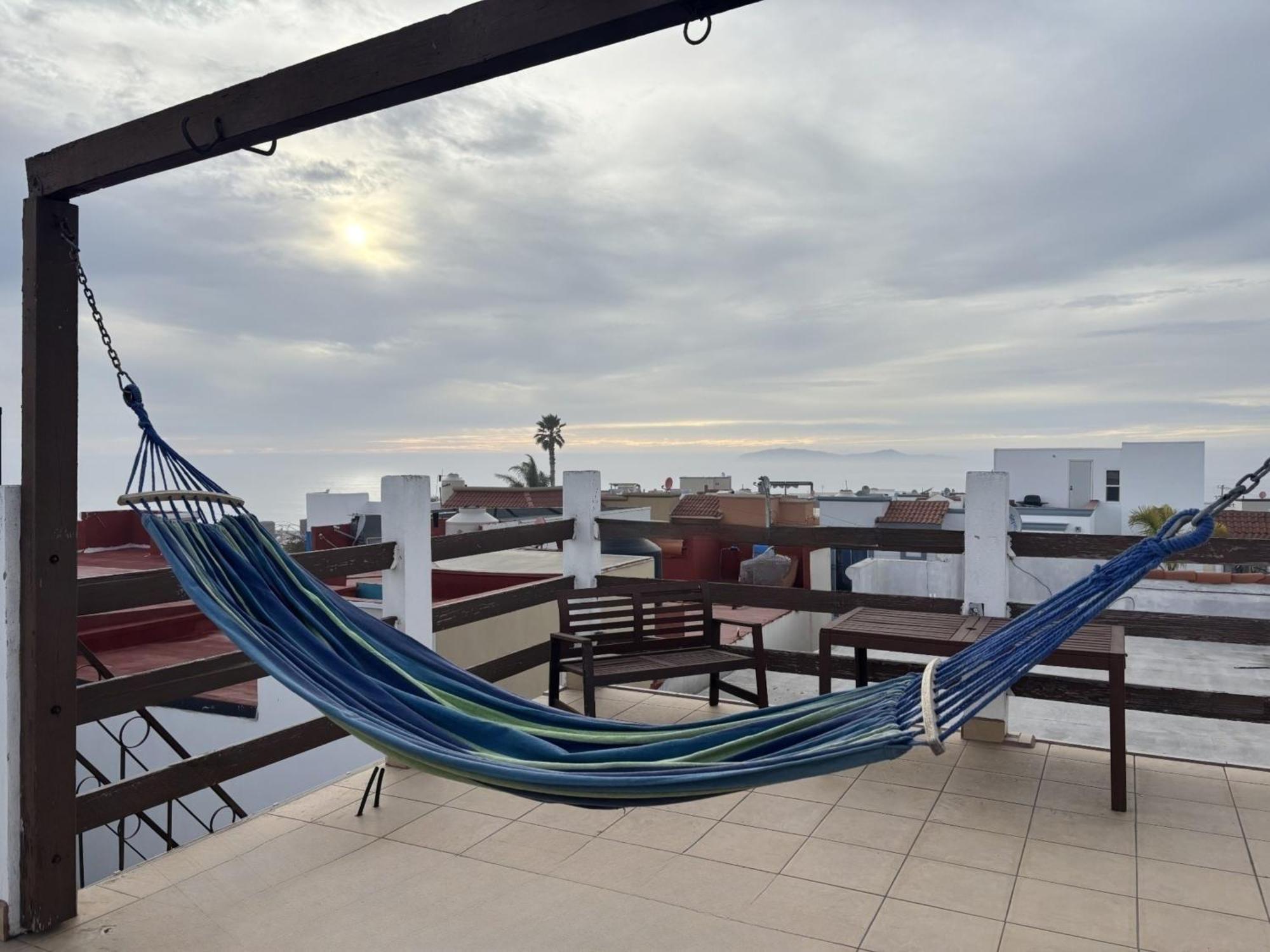 Spacious Rooftop House W/ King Bed Тіхуана Екстер'єр фото